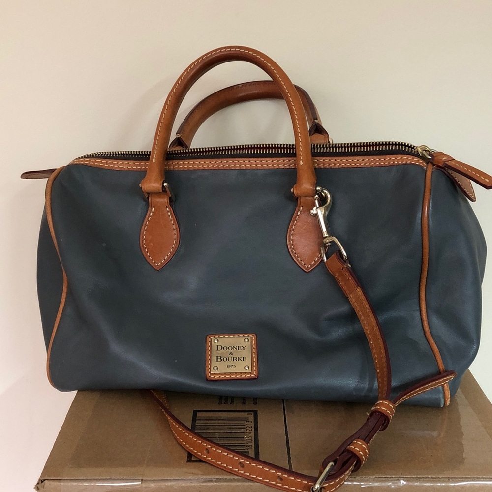 Dooney & Bourke leather handbag